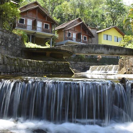 Pousada Agua Cristalina Кашоейрас де Макаку Екстериор снимка